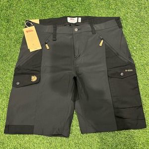 NWT Womens Fjallraven Curved Nikka Shorts EU48 US37